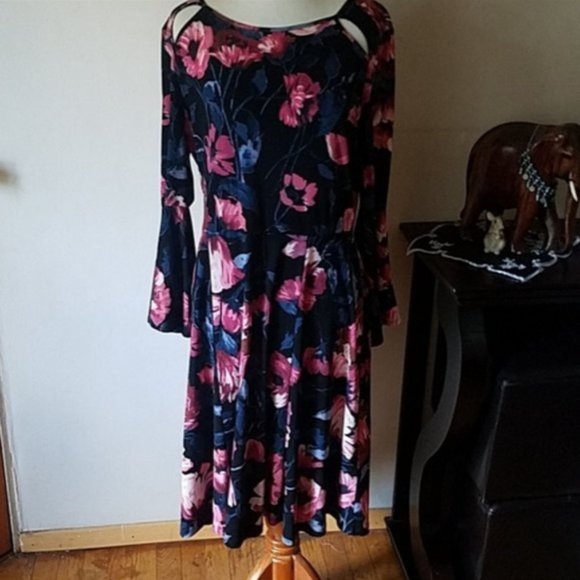 Ivanka trump floral dress size medium - Picture 1 of 6